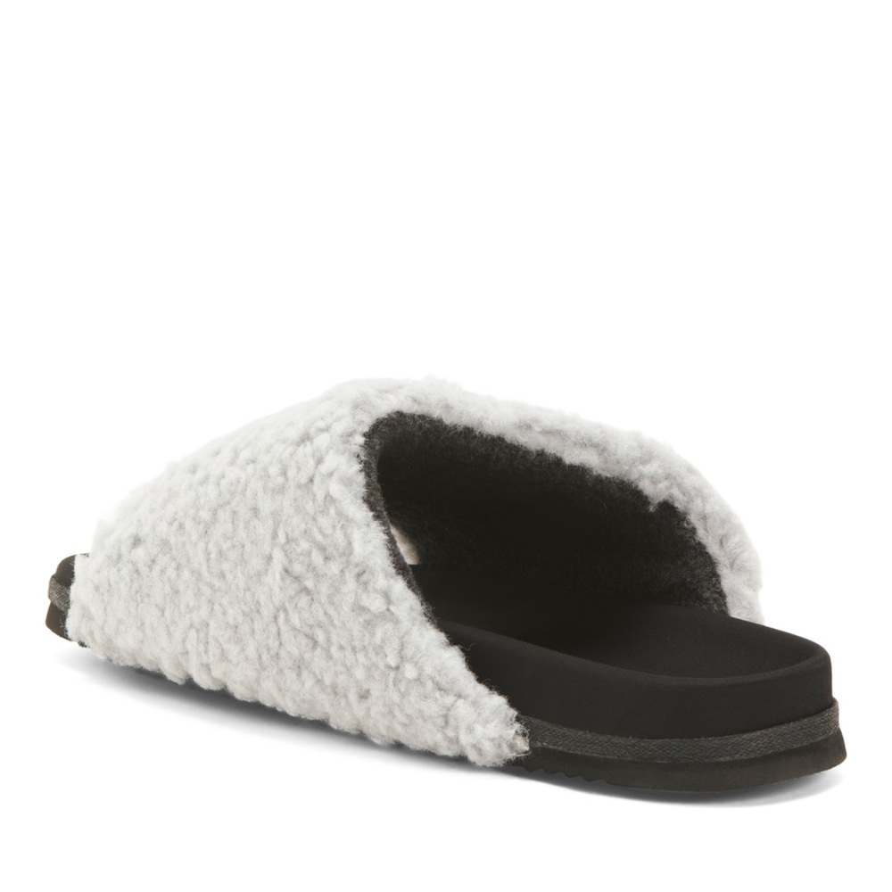 ROAM ❤️‍🔥 FUZZY SLIDER NWT SIZE 7 - Picture 6 of 7